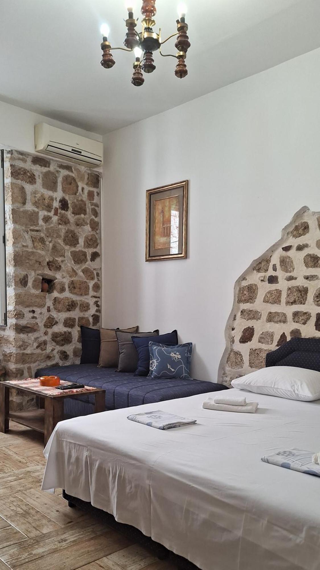 Royal House Appartement Kotor Buitenkant foto