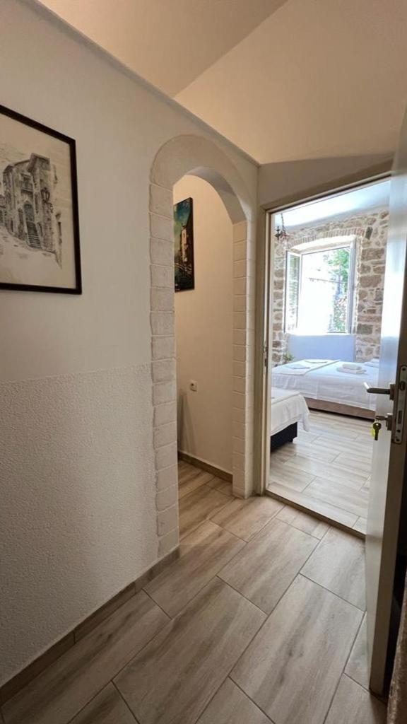 Royal House Appartement Kotor Buitenkant foto