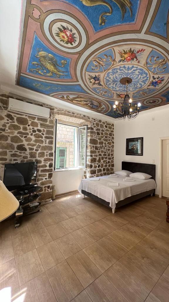 Royal House Appartement Kotor Buitenkant foto