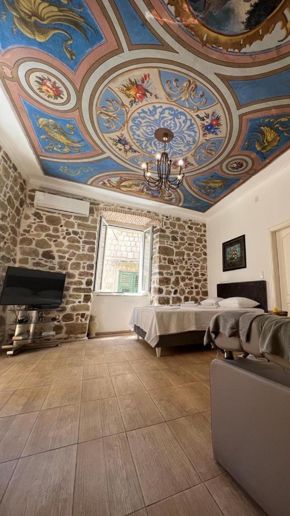 Royal House Appartement Kotor Buitenkant foto