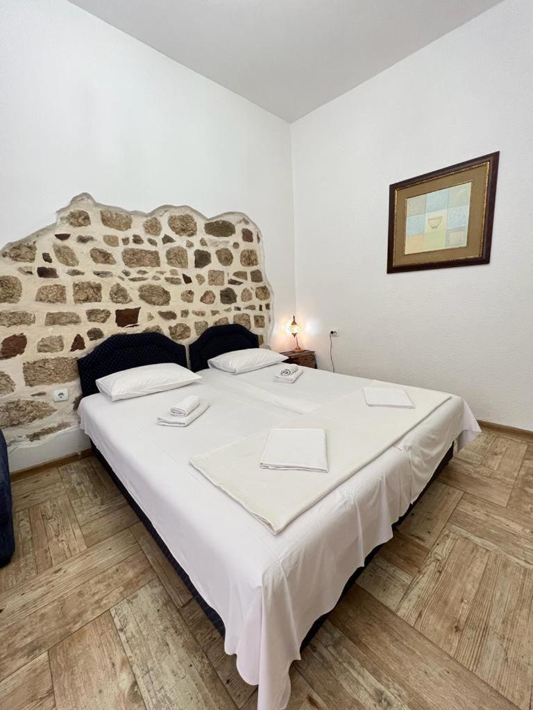 Royal House Appartement Kotor Buitenkant foto